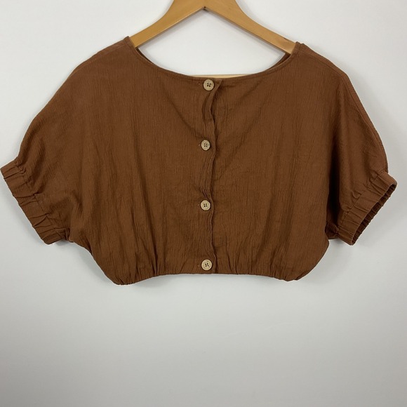 Miou Muse Brown Crop Top Button Back Short Sleeve Blouse Size M - Picture 2 of 5
